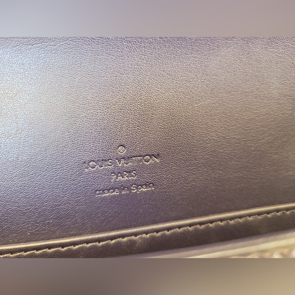 Indigo Monogram Vernis Thompson Street Bag - Picture 13 of 16